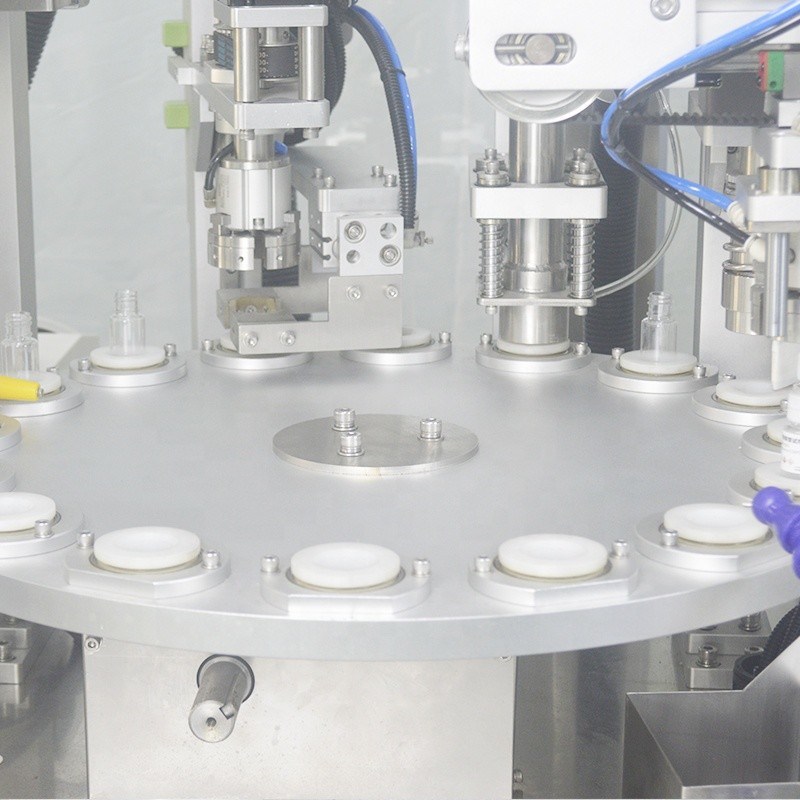 チリソースチャック型ボトル プラグ 漏れ検知 統合マシン