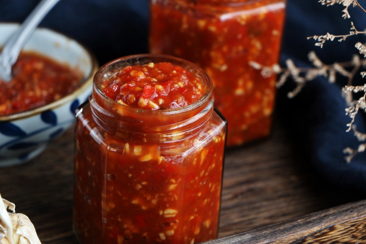 チリソースチャック型ボトル プラグ 漏れ検知 統合マシン