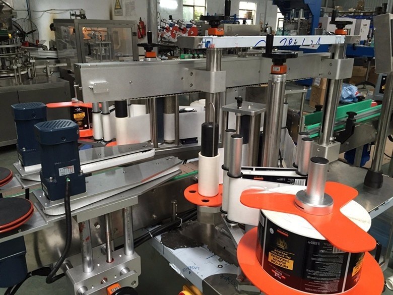 自動ボトルラベル付け機 双面ラベル付けとAC 220V/50HZ電圧