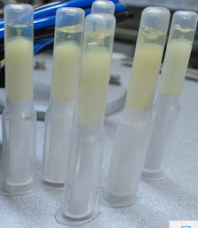 空気圧 0.6-0.8Mpa 1ml 自動充填生産ラインのための充填機