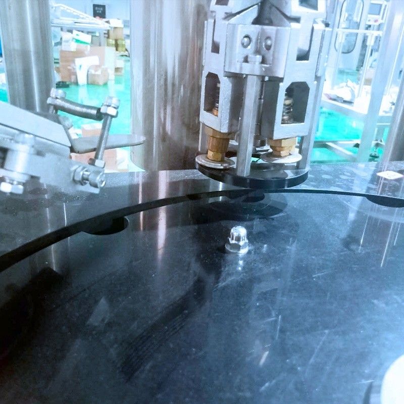 製造工場のための自動クラウンボトル蓋機