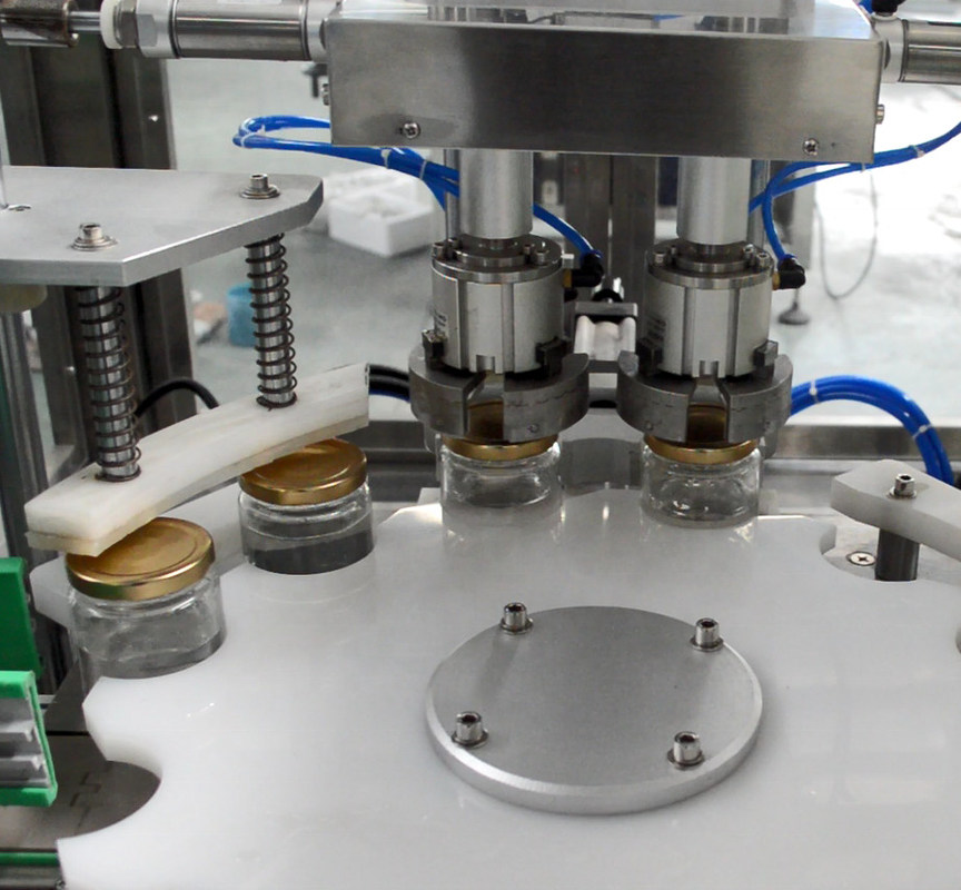 ワイン/アルコール/スピリッツの自動キャピング・マシン