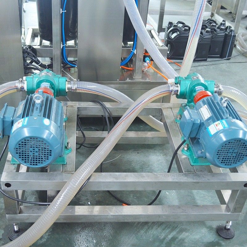 2 頭 液体/油/潤滑剤/化学品の半自動重量填充機 5~50L